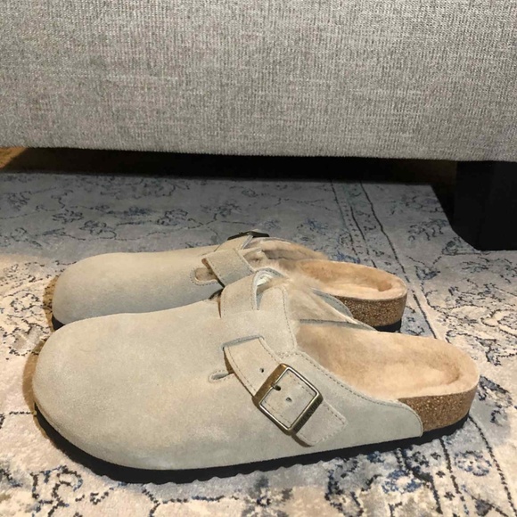 Birkenstock Boston Shearling Clogs in Taupe men’s - Picture 2 of 8